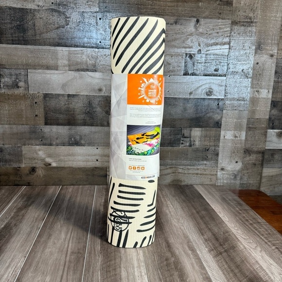 KESS InHouse Design Inca Lines 
White Black Exercise Yoga Mat 72"x 24" • NWT - Picture 6 of 6